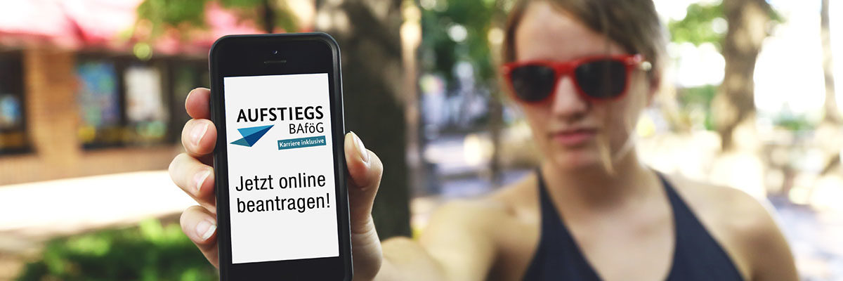 Aufstiegs-BAföG online beantragen